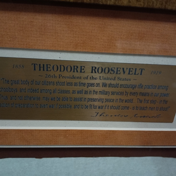 Amendment ll Bill of Rights Glass Broke In Moving. Design Is Perfect. - Picture 4 of 14